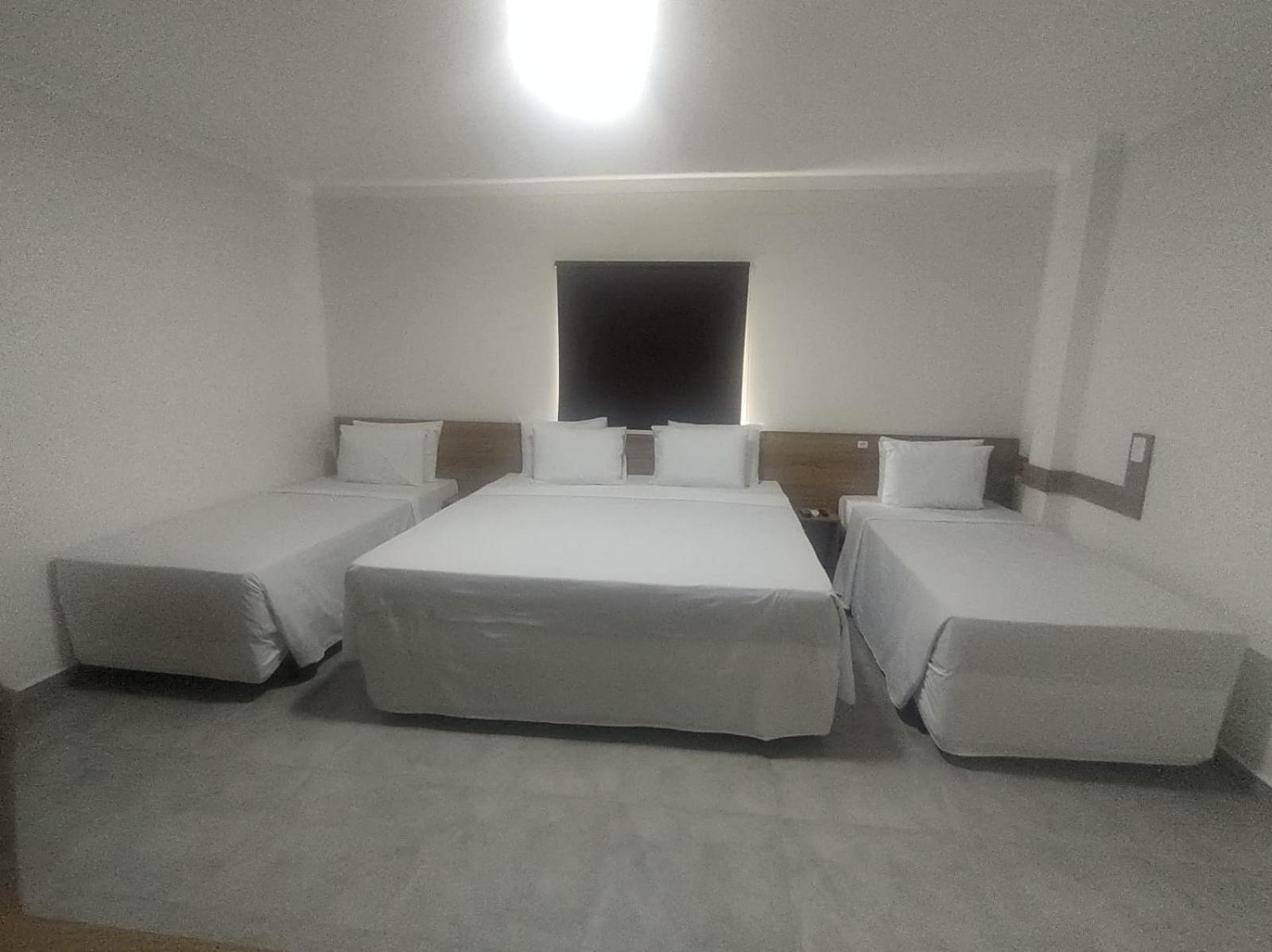 Hotel Internacional Гуарульюс Экстерьер фото